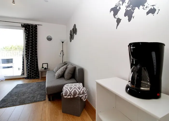 Апартаменти Modern Balcony With Pool Close To In "donaustadt" Відень