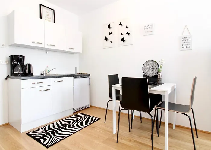 Апартаменти Modern Balcony With Pool Close To In "donaustadt" *